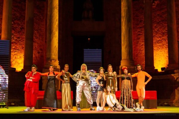 REVISTA_GODOT-JULIO_CESAR-MORIA_CASAN-FESTIVAL-MERIDA-3-e1656784780585